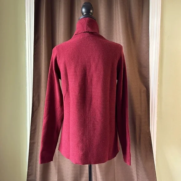 Pink Clover Ribbed Turtleneck Pullover Size M - Picture 3 of 7